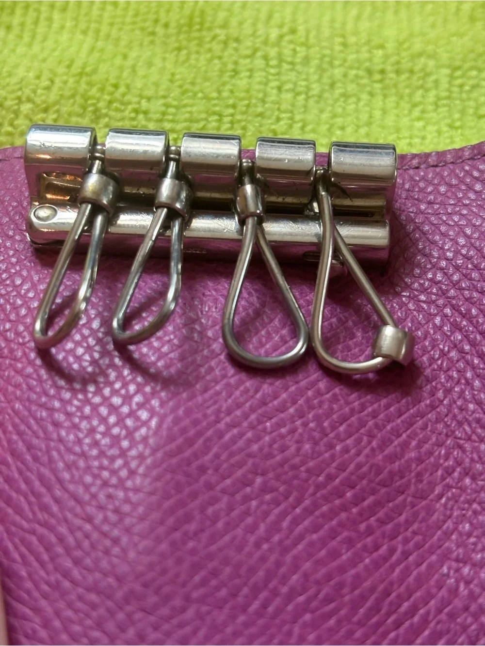 Hermès Béarn 4-Key Case – Anemone Epsom Leather with Palladium Hardware